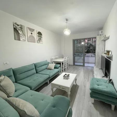 Comfy Durres شقة *